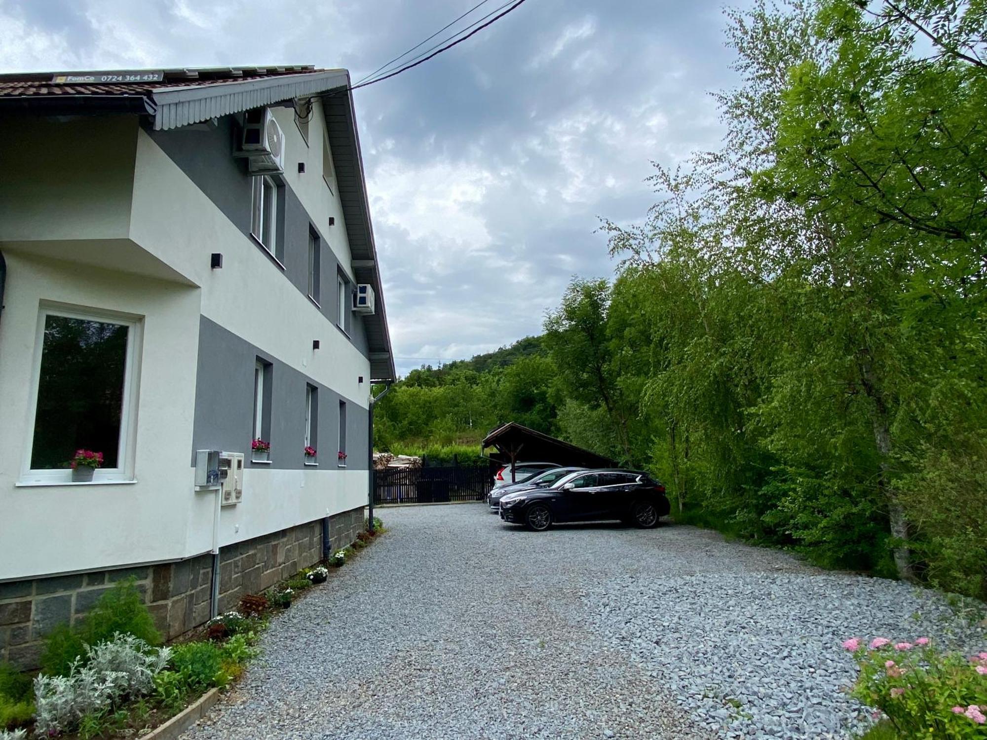Pensiunea Sovirag Praid Exterior foto